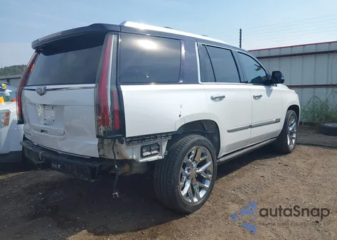 2016 Cadillac Escalade Premium Collection z USA, uszkodzony, nr VIN 1GYS4CKJ8GR204257